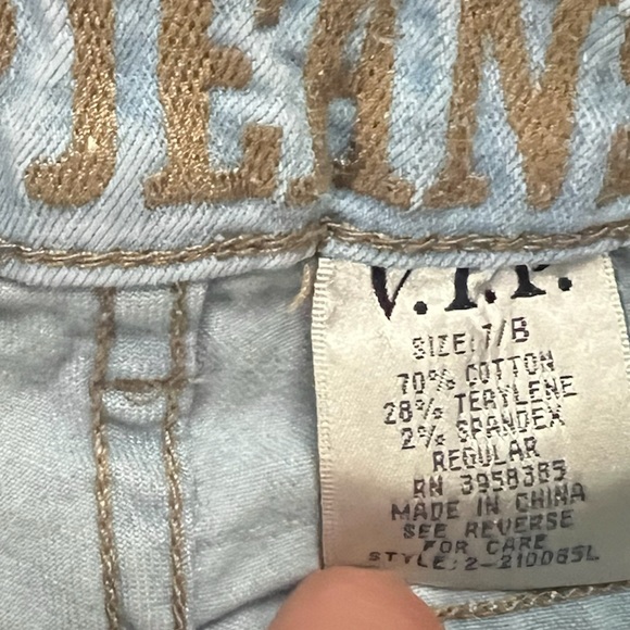 Jeans - Picture 2 of 2